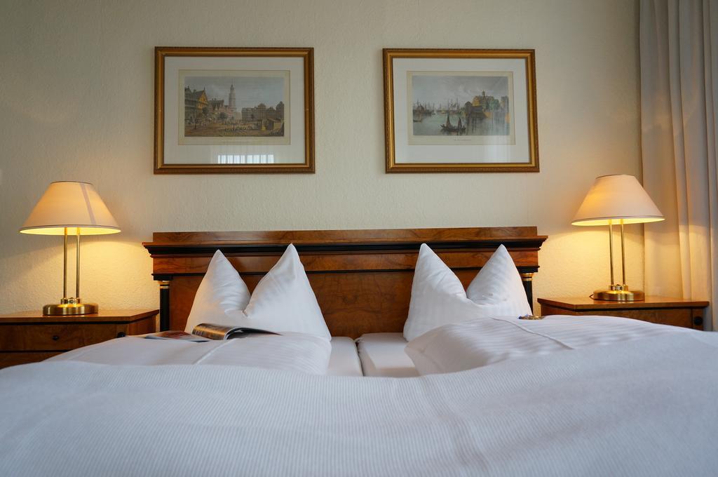 Hotel Goldener Anker Bodenwerder Quarto foto