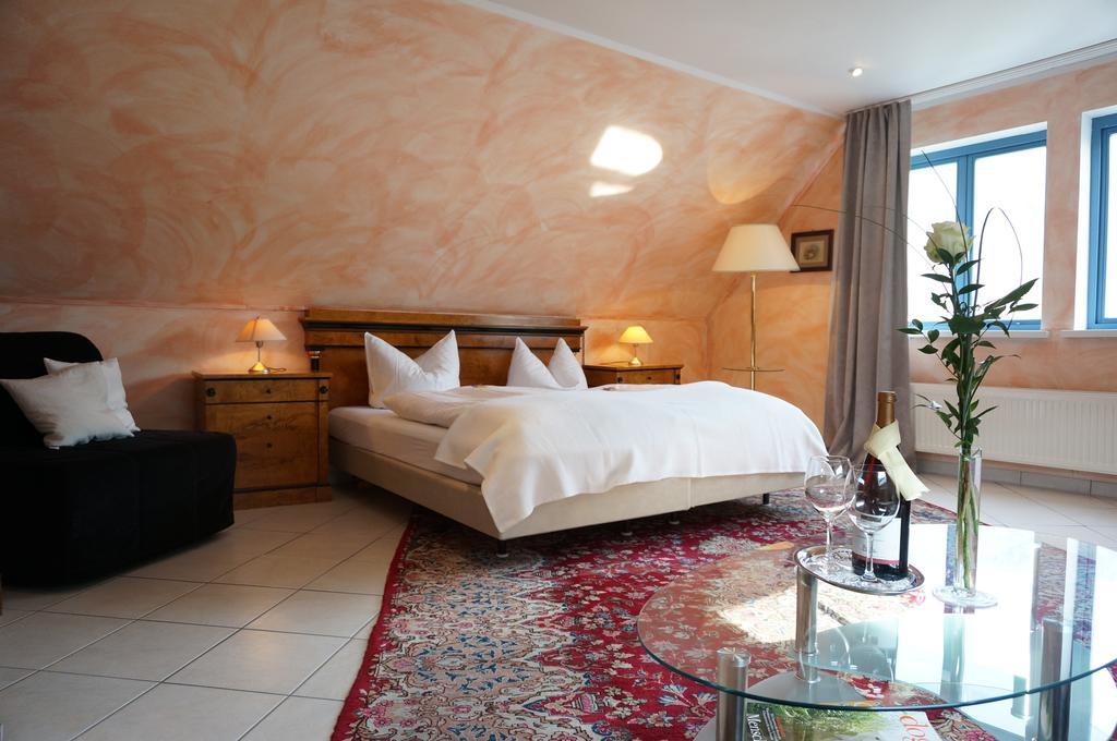 Hotel Goldener Anker Bodenwerder Quarto foto